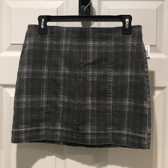 Tinseltown Plaid Skirt size 9 NWT - Picture 2 of 7